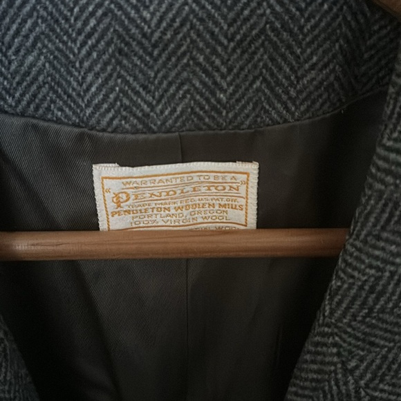 Pendleton 100% Pure Virgin Wool Single Button Blazer, Size 10 - Picture 3 of 12